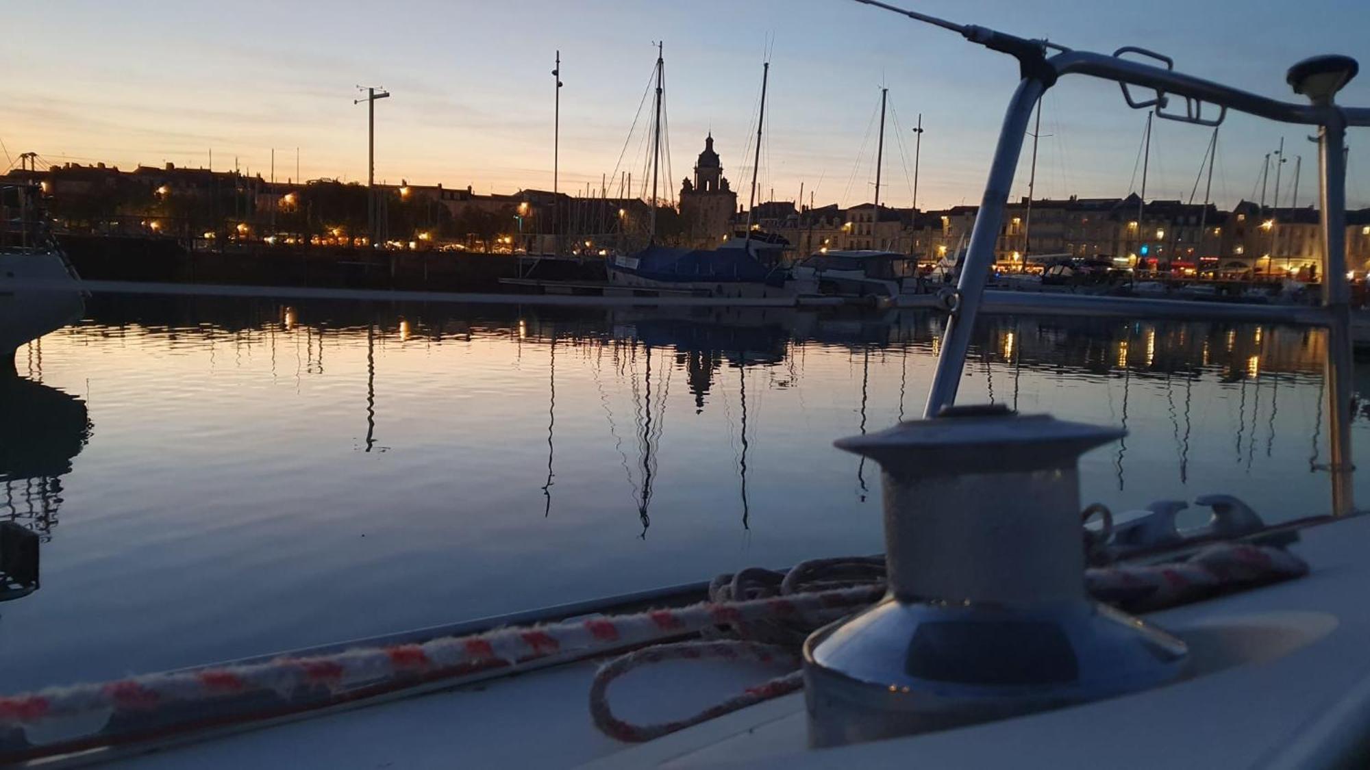 Coriandre 2 - Dormir Sur Un Grand Voilier 9 Personnes By Nuits Au Port La Rochelle  Ngoại thất bức ảnh